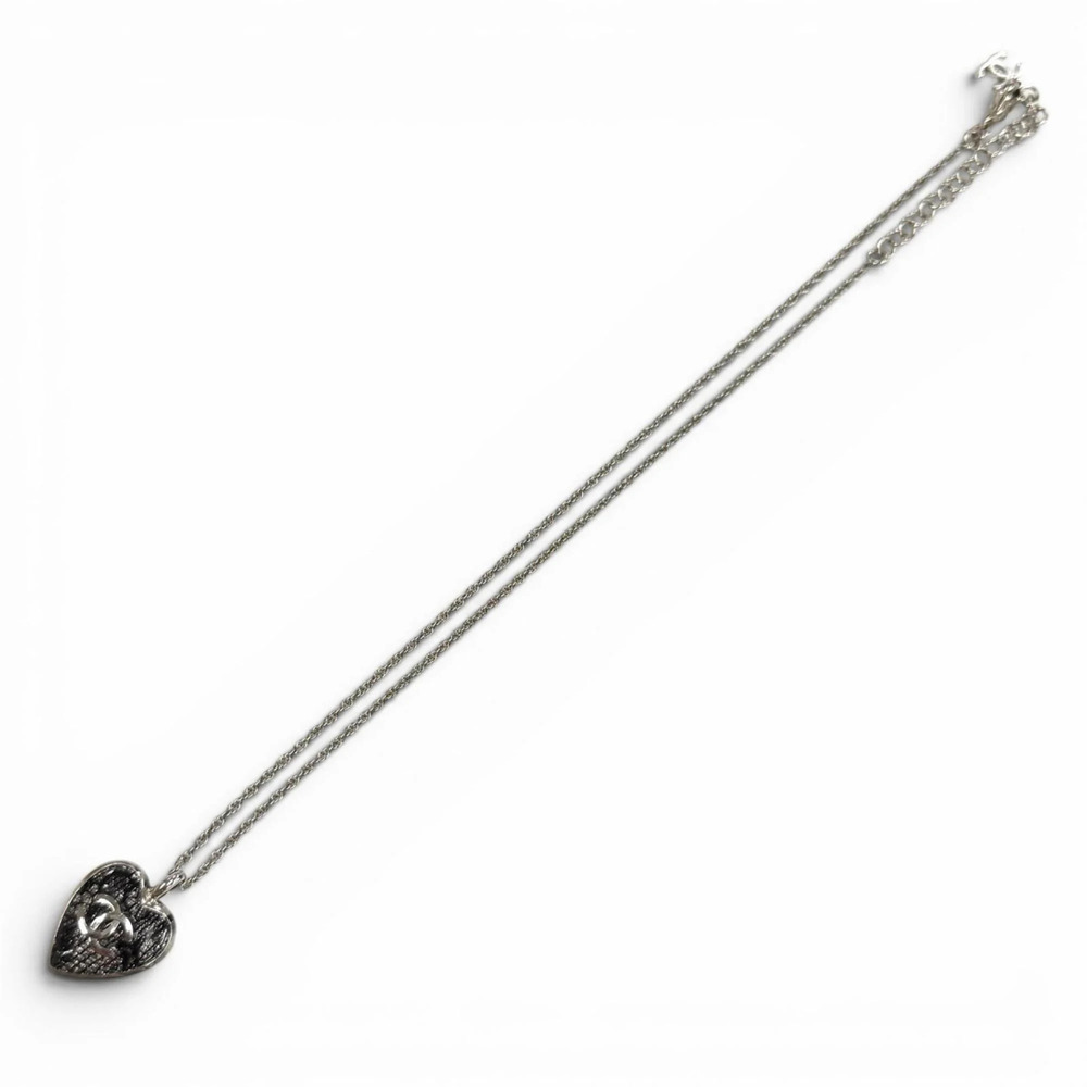 CHANEL Black Logo Necklace - Picture 4 of 7